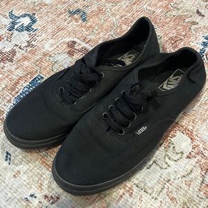 Black Vans Classic